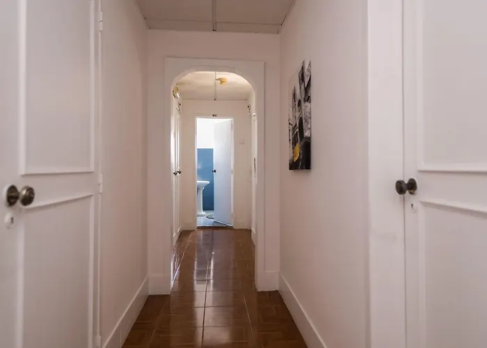 Lux Dinastia Lissabon