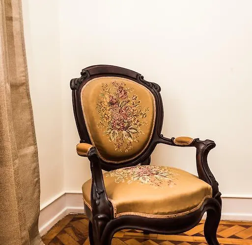 Lux Dinastia Lissabon