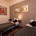 Lux Dinastia Lisboa